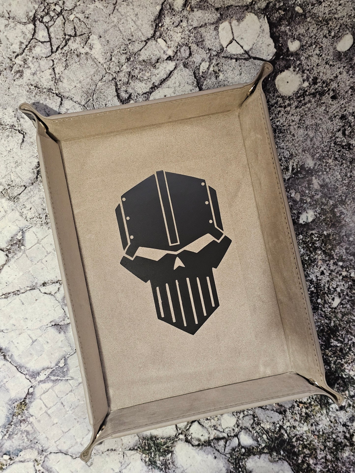 Customizable Rectangular Grey Track